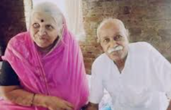 Sindhutai Sapkal with husband Hari Sapkal